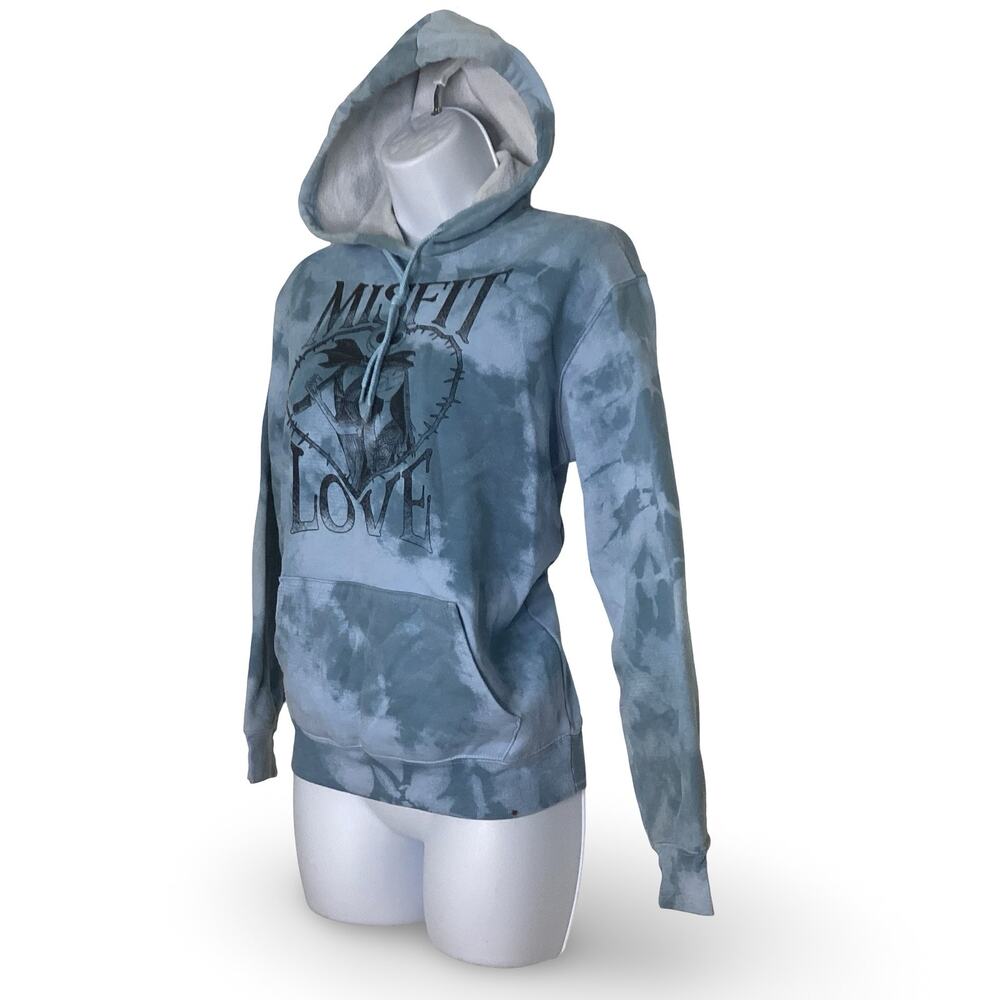 Nightmare Before Christmas Halloween Graphic Sweatshirt - Picture 4 of 10